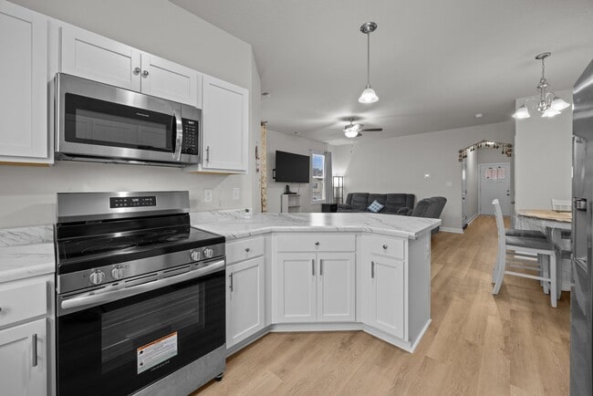 Building Photo - 243 Shallowbag Bay Ln