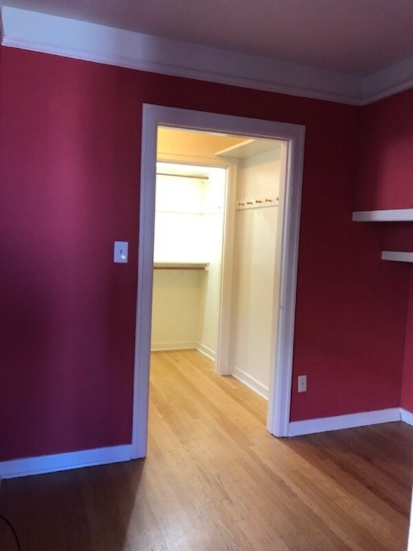 Building Photo - 411 Boylston Ave E