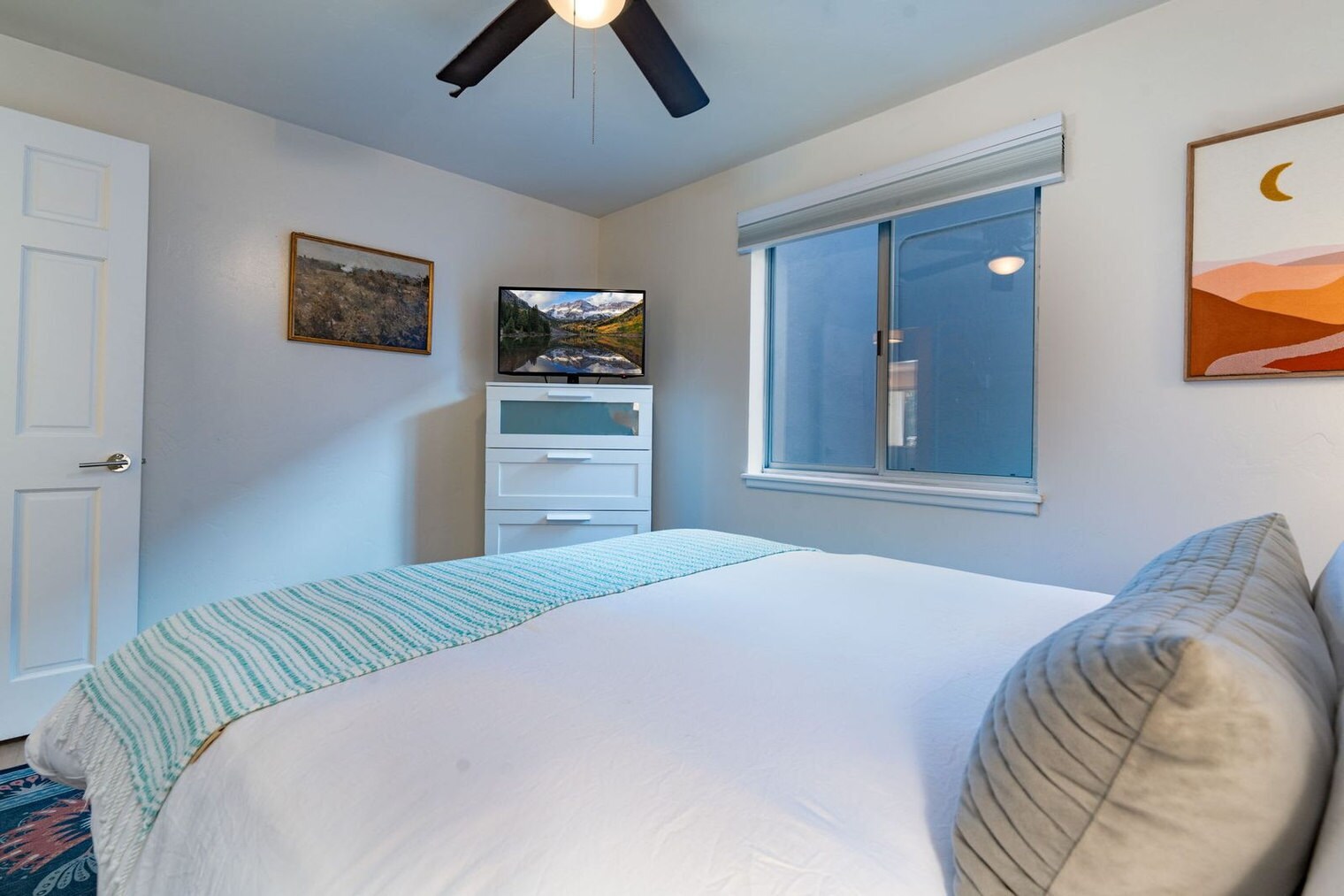 Building Photo - 940 Waters Ave