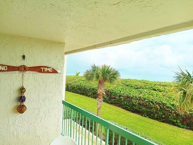 Building Photo - 9900 S Ocean Dr