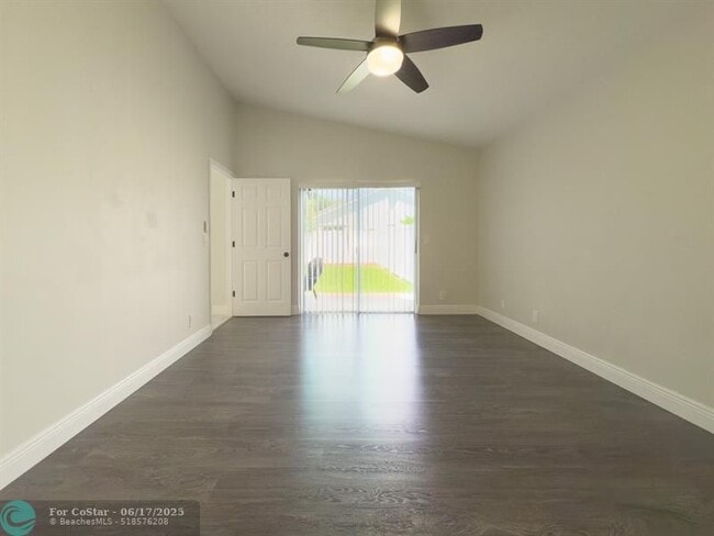 Building Photo - 12204 Sunset Point Cir