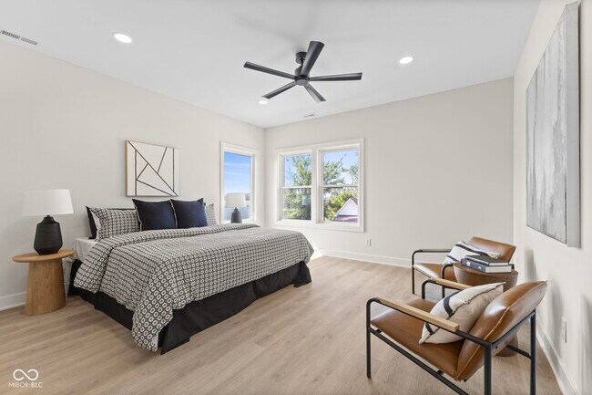 Building Photo - 1405 Deloss St