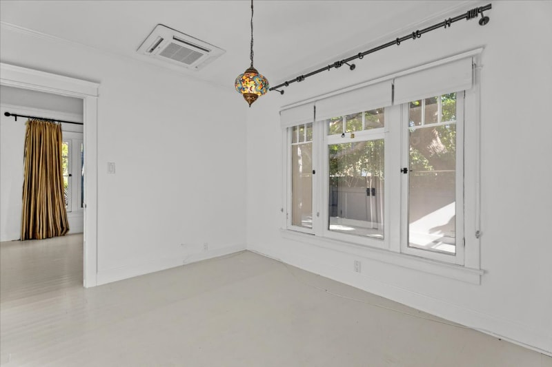 Building Photo - 945 Marco Pl