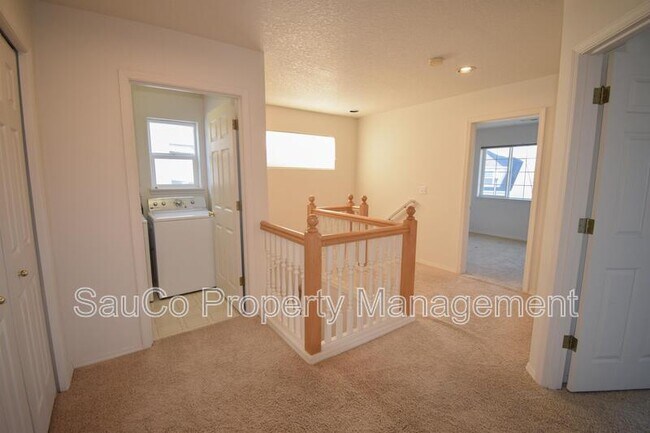 Building Photo - 16933 NW Arizona Dr