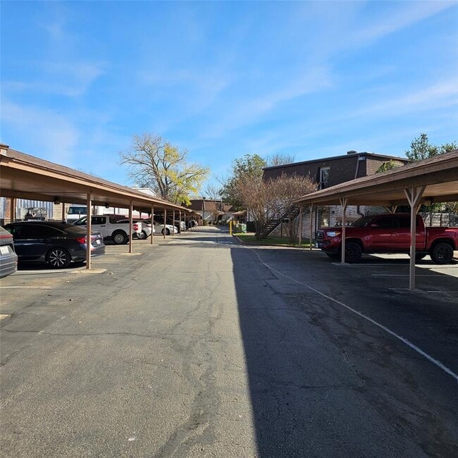 Building Photo - 7801 Shoal Creek Blvd