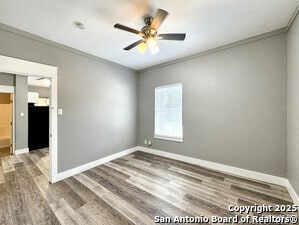 Building Photo - 321 N Chupaderas St