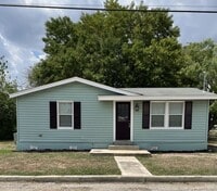 Building Photo - 202 W Langley Blvd