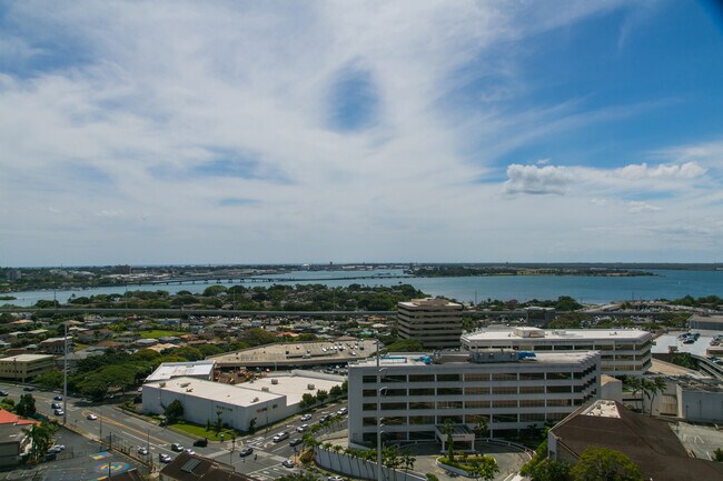 Building Photo - 98-351-351 Koauka Loop