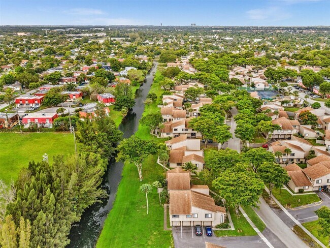 Building Photo - 5710 NW 21st St