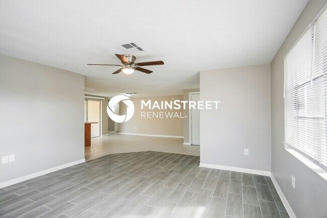 Building Photo - 7021 Moravian Dr