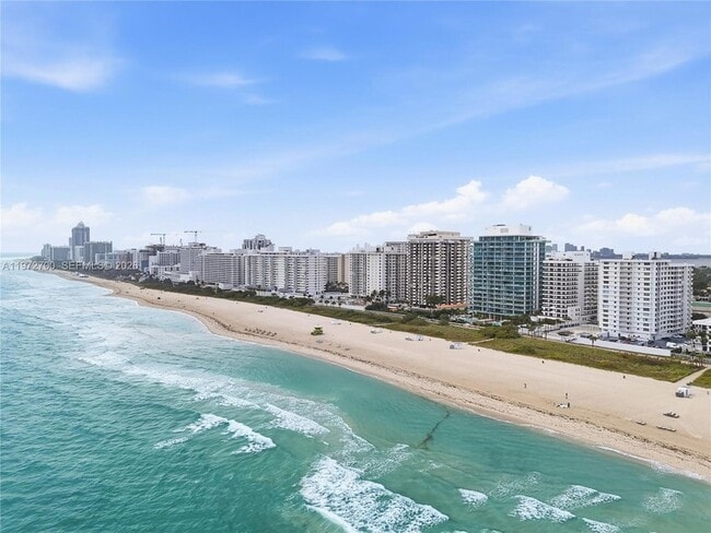 Building Photo - 5801 Collins Ave