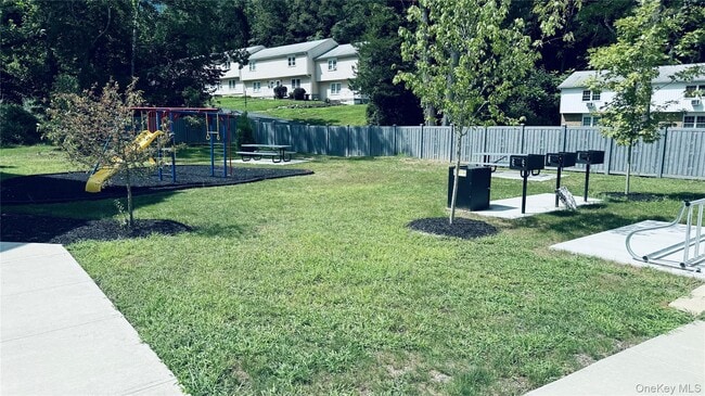 Building Photo - 4 S Hls Wy