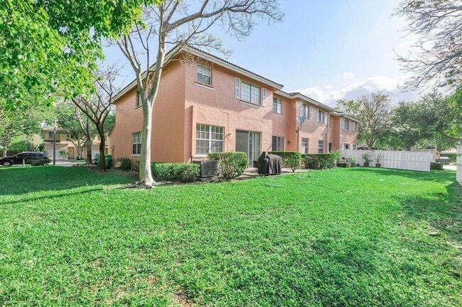 Building Photo - 9090 NW 40th Pl