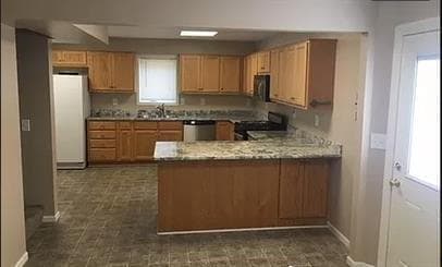 Building Photo - "Charming 5-Bed Home on Grand Ave: Spacious Living with 2.5 Baths in Heart of St. Paul!"