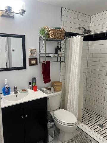 Building Photo - 2211 Muret St