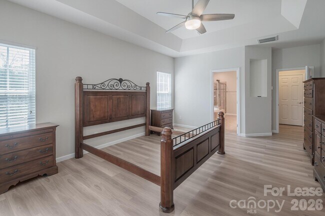 Building Photo - 3048 Arsdale Rd