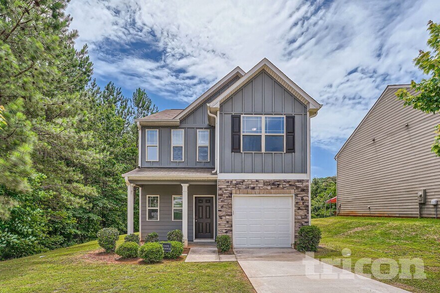 Building Photo - 3983 Sitka Dr