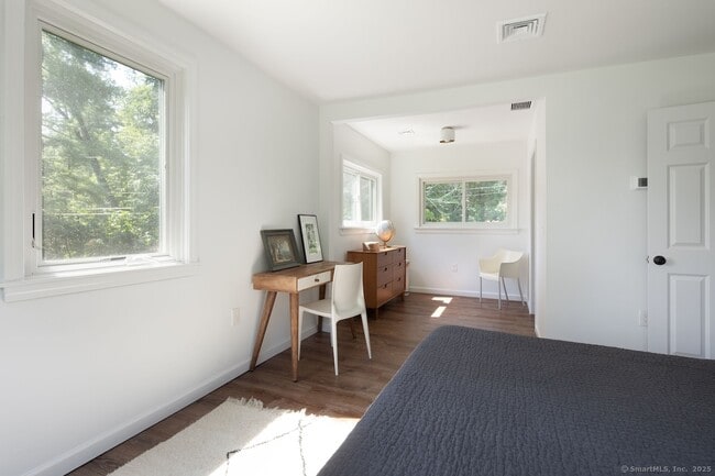 Building Photo - 107 CT-126