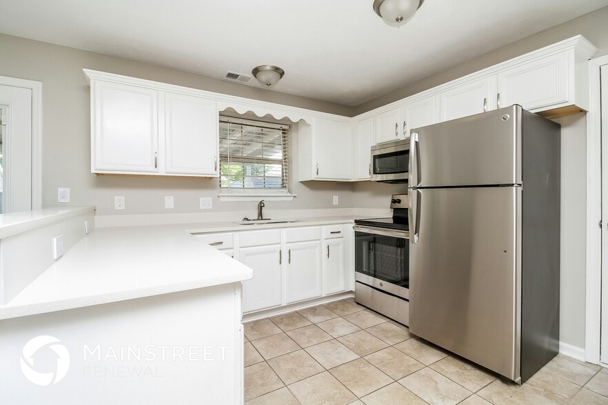 Building Photo - 713 Alisa Cove