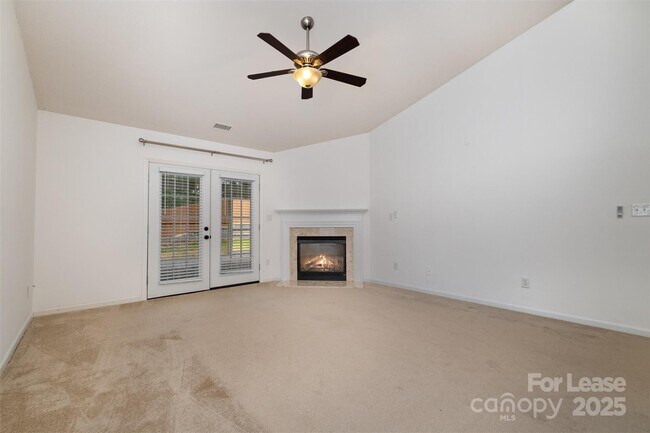 Building Photo - 8424 Angwin Pl