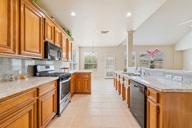 Building Photo - 7218 Broadelm Dr