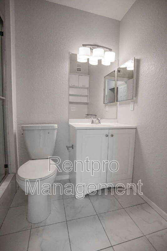 Building Photo - 850 S Tamiami Trl