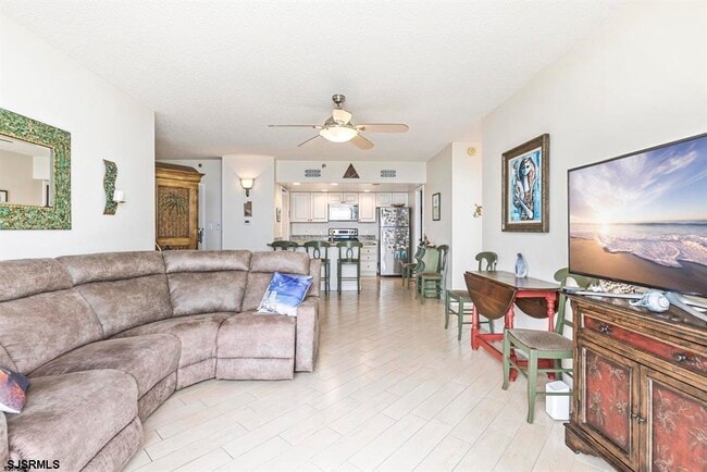 Building Photo - 3851 Boardwalk