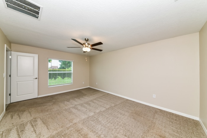 Building Photo - 4218 84th Ct E