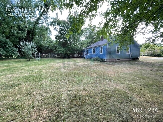 Building Photo - 544 Pool Rd