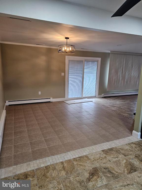 Building Photo - 65 Silverspruce Rd