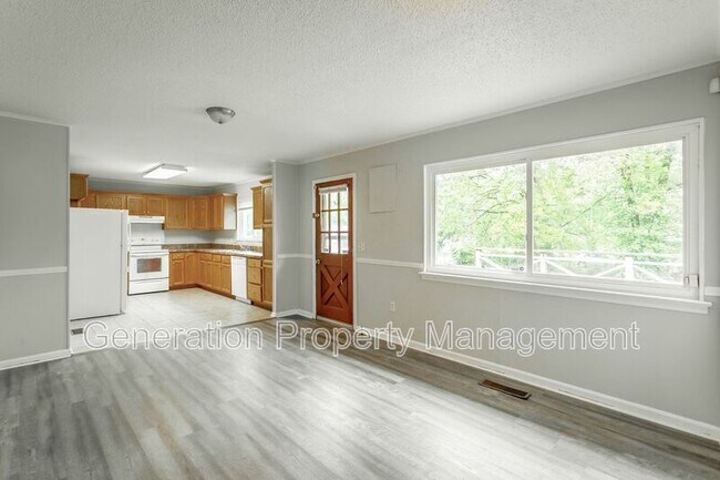 Building Photo - 1534 N Joiner Rd