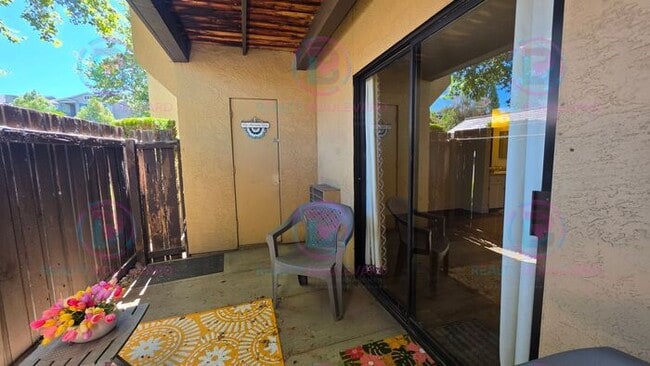 Building Photo - Ground-Floor Studio with Private Patio & Pool Access Near Virginia Lake