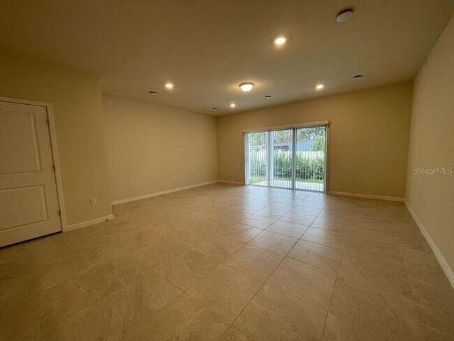 Building Photo - 2760 Bright Bird Ln