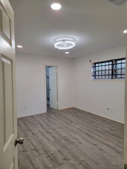 Building Photo - 12354 Nesmith Dr