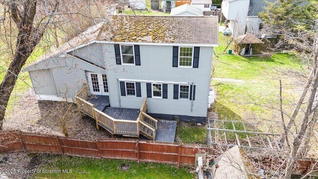 Building Photo - 128 Franklin Ave