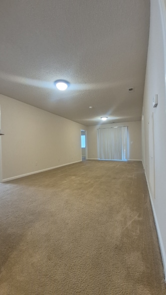 Building Photo - 320 Brownlea Dr