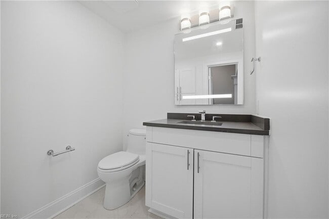 Building Photo - 508 Virginia Dare Dr