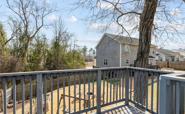 Building Photo - 263 Autumn Ln