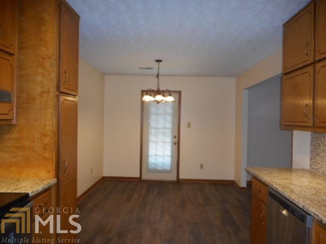 Building Photo - 412 Deergrass Trail