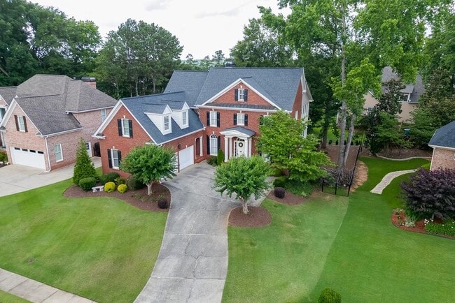 Building Photo - 2885 Towne Village Dr NW