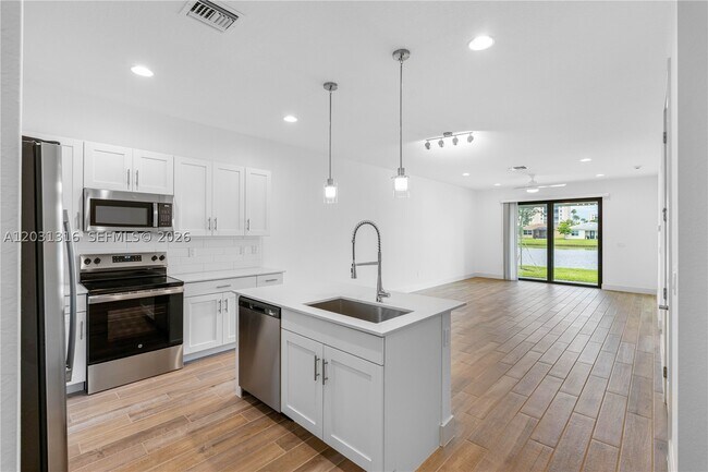Building Photo - 7305 Ivory Spring The Luminosa
