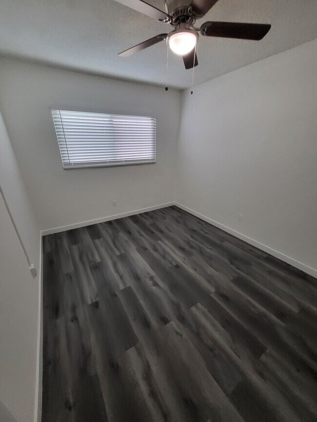 Floorplan - 611 S Fir Ave