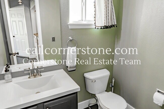 Building Photo - 1526 Chutney Ct