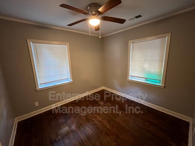 Building Photo - 1041 Railton Rd