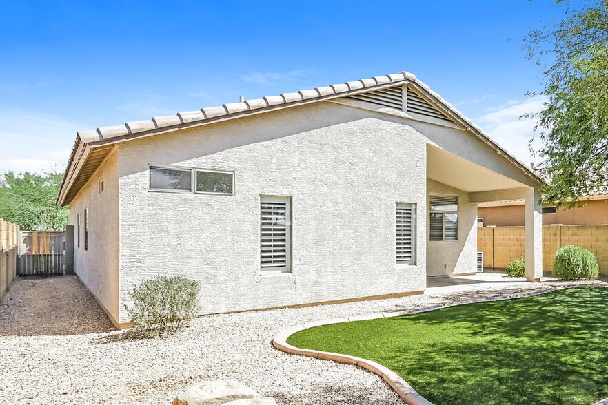 Building Photo - 40638 N Key Ln