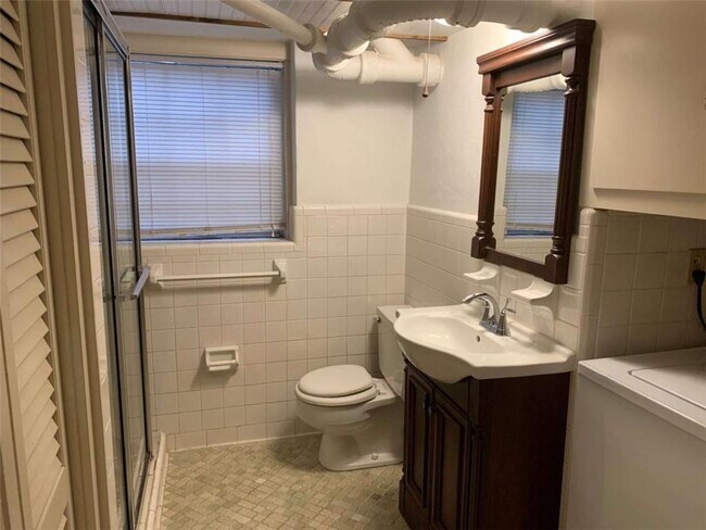 Building Photo - 3543 Simpson Farm Dr SE