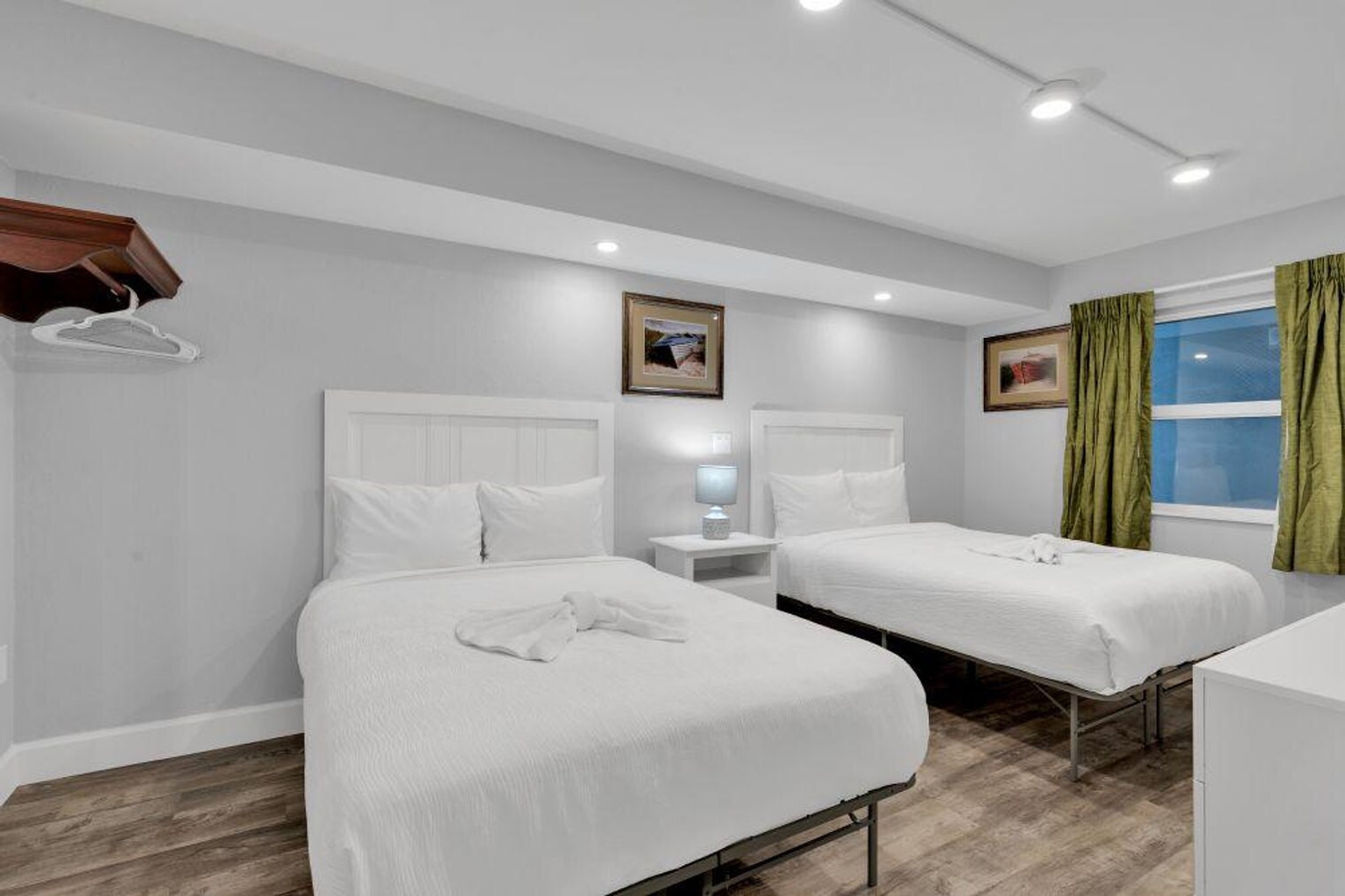 Building Photo - 1700 N Ocean Blvd