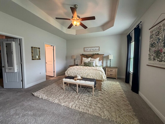 Building Photo - 593 Riverwalk Cir