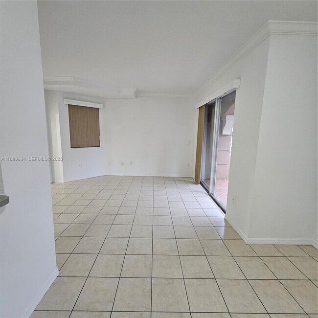 Building Photo - 8980 W Flagler St