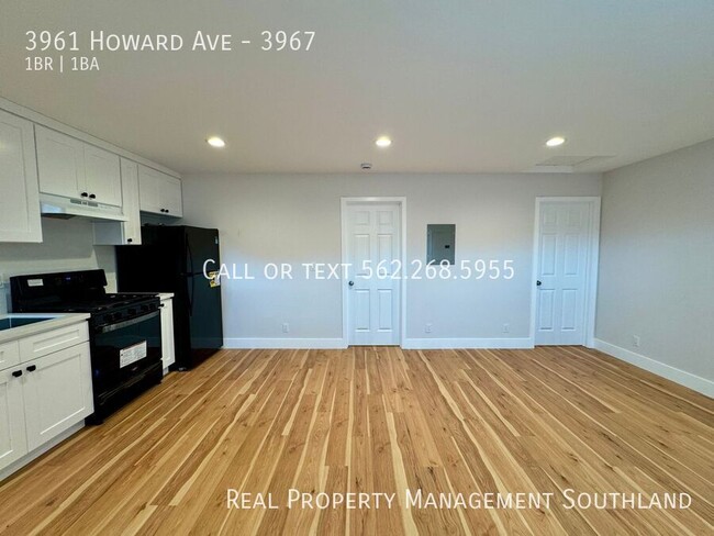 Building Photo - 3961 Howard Ave